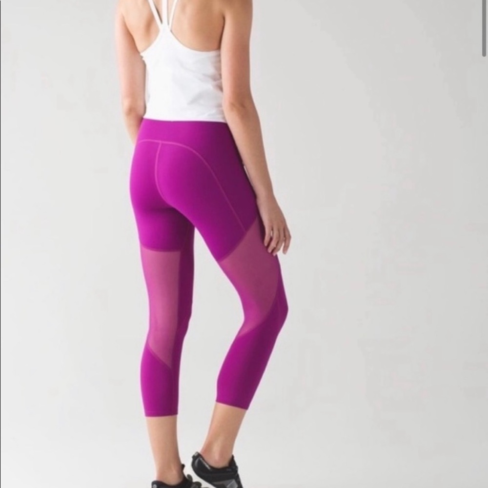 Lululemon mid calf crop